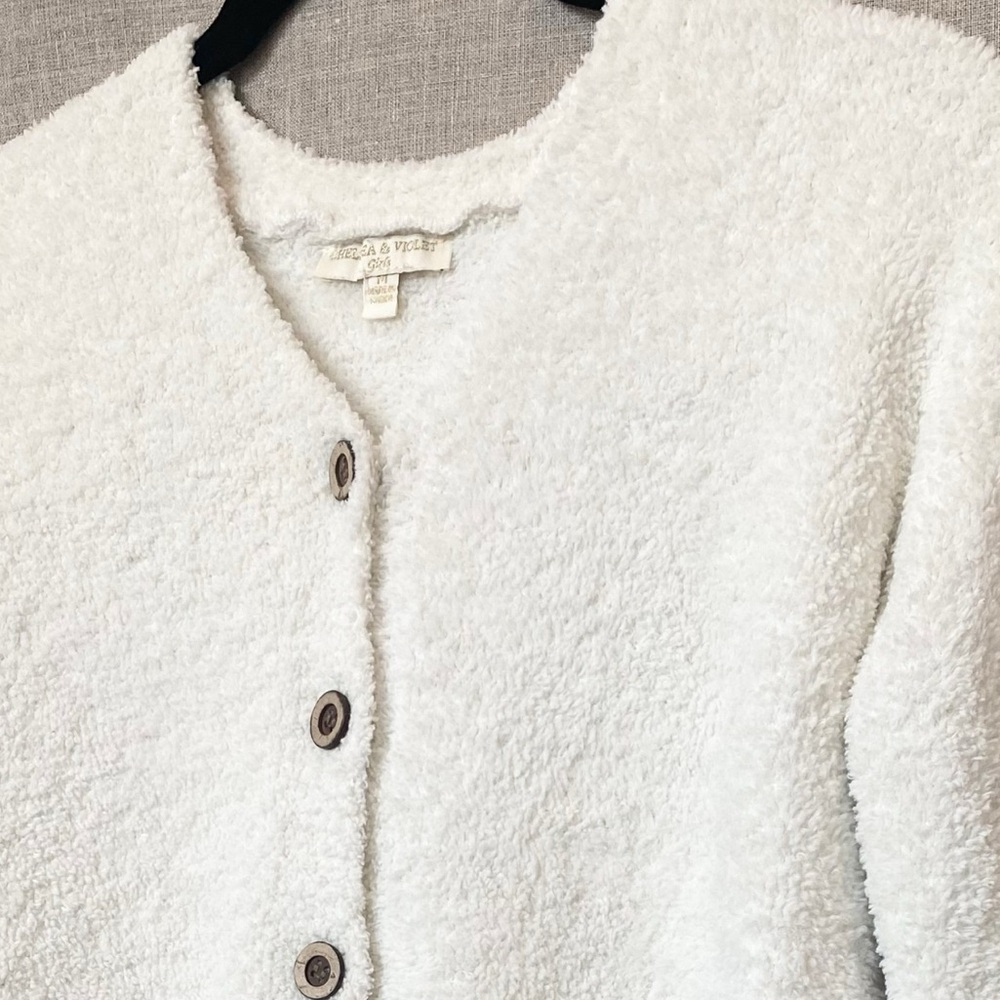 Chelsea & Violet Cream Button-Up Cardigan